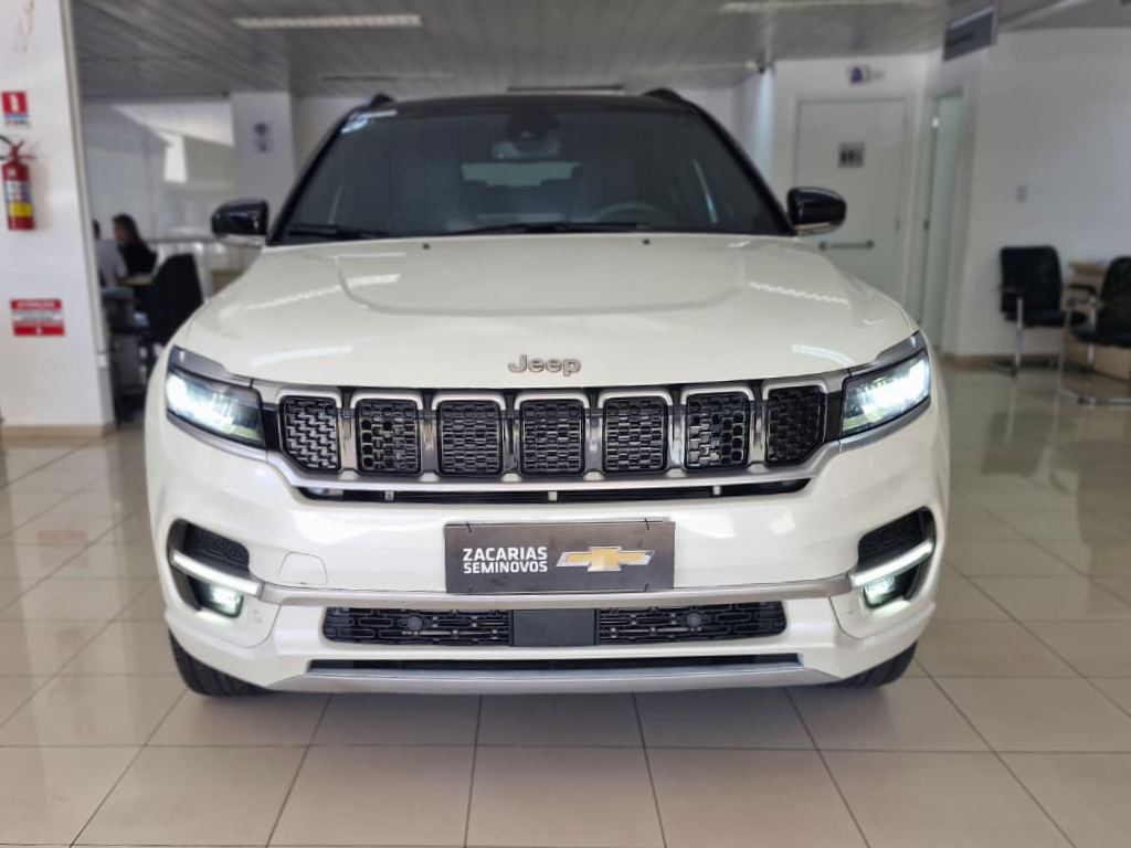 COMMANDER 1.3 T270 TURBO FLEX OVERLAND AT60