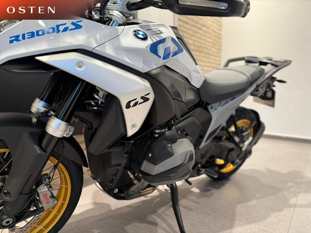 BMW Motorrad-R-1300 GS PLUS