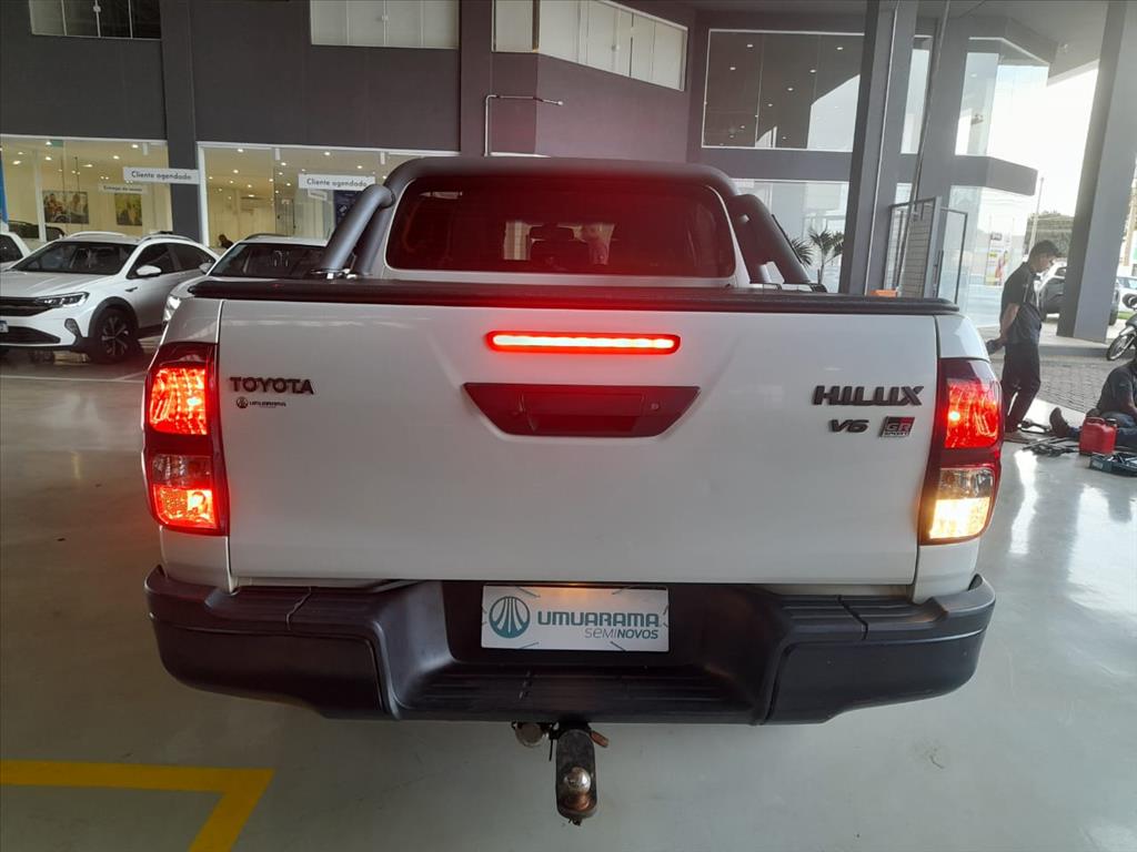 HILUX 4.0 V6 GR SPORT 4X4 CD GASOLINA AUTOMÁTICO14