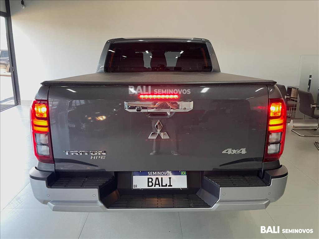 L200 TRITON 2.4 16V TURBO DIESEL SPORT HPE CD 4P 4X4 AUTOMÁTICO4