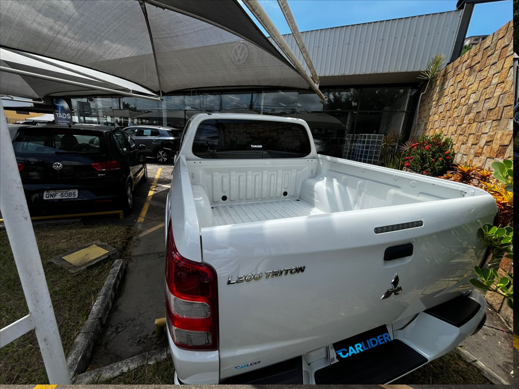 L200 TRITON 2.4 16V TURBO DIESEL GL CD 4X4 MANUAL7