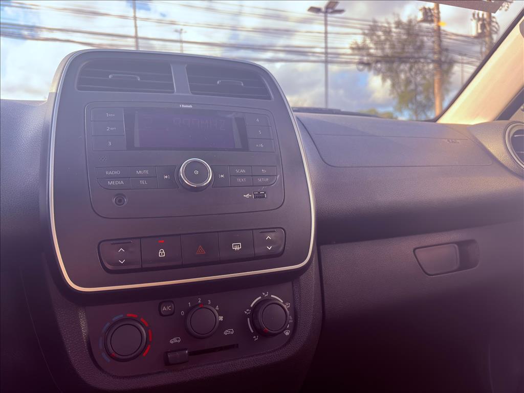 KWID 1.0 12V SCE FLEX ZEN MANUAL7