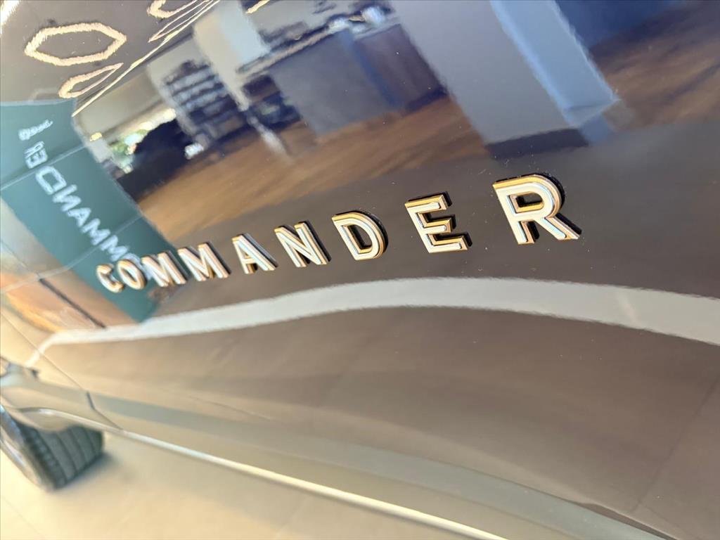 COMMANDER 1.3 T270 TURBO MHEV LIMITED AT68