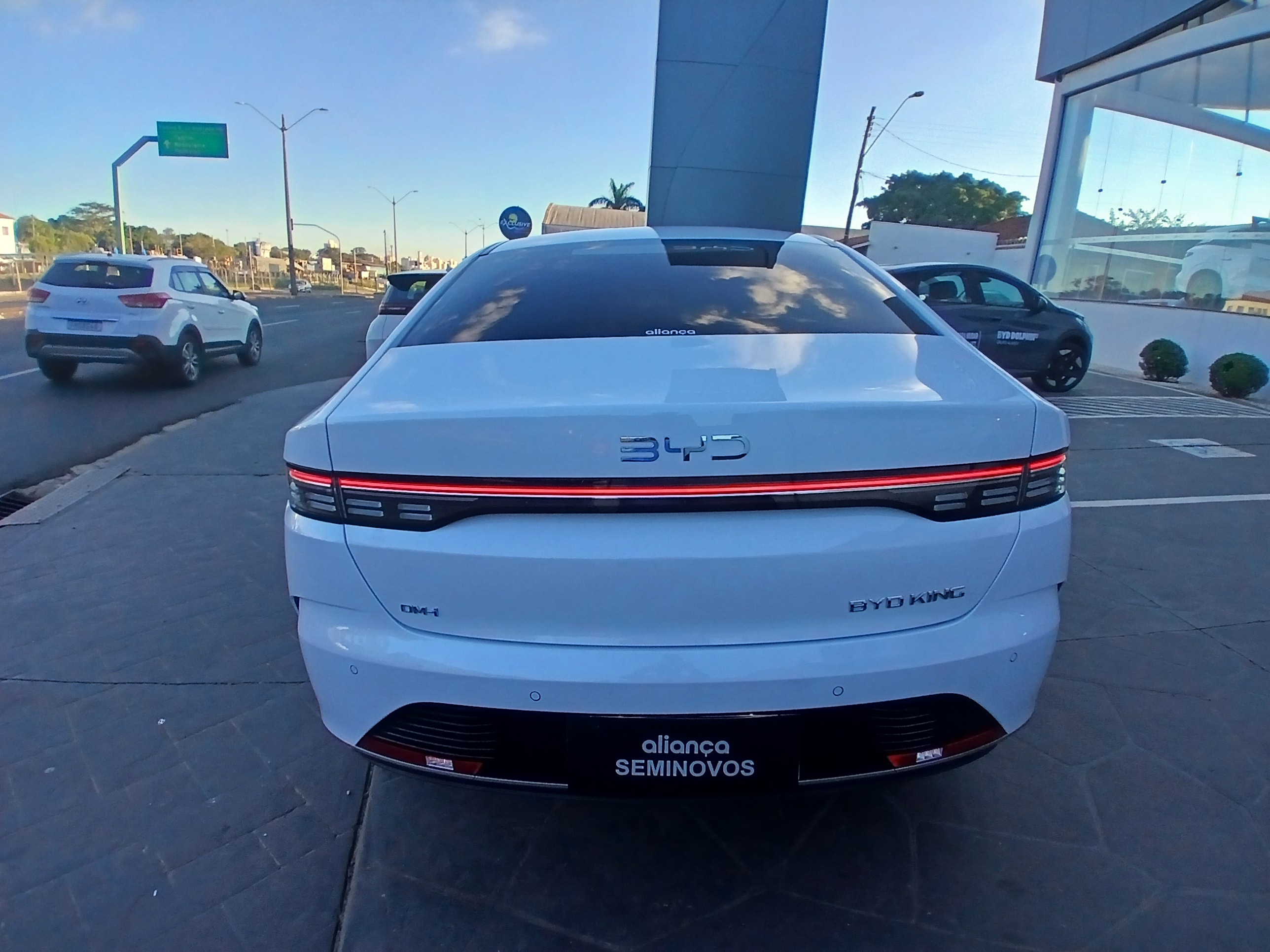 KING 1.5 DM-I PHEV GS AUTOMÁTICO3
