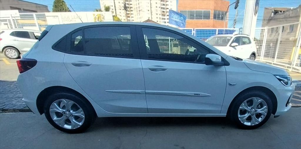 ONIX 1.0 TURBO FLEX LTZ AUTOMÁTICO