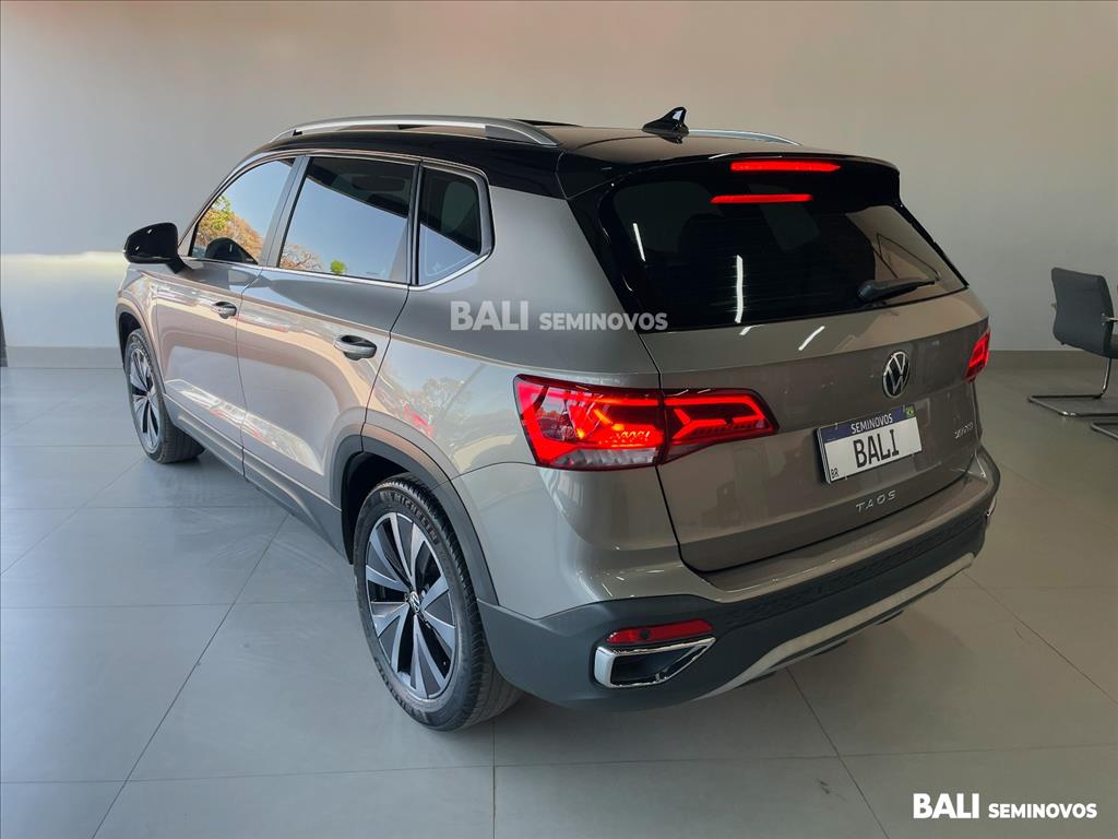 TAOS 1.4 250 TSI TOTAL FLEX HIGHLINE AUTOMÁTICO5