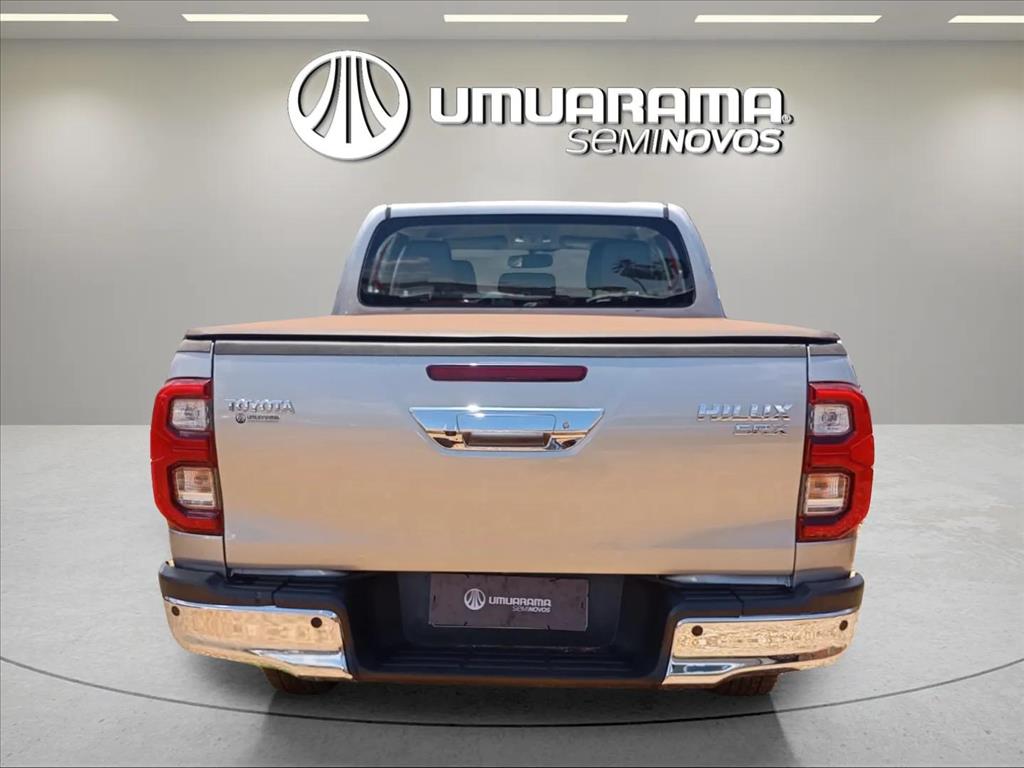 HILUX 2.8 D-4D TURBO DIESEL CD SRX 4X4 AUTOMÁTICO3