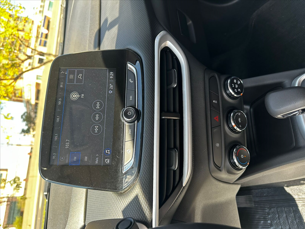 TRACKER 1.0 TURBO FLEX LTZ AUTOMÁTICO11