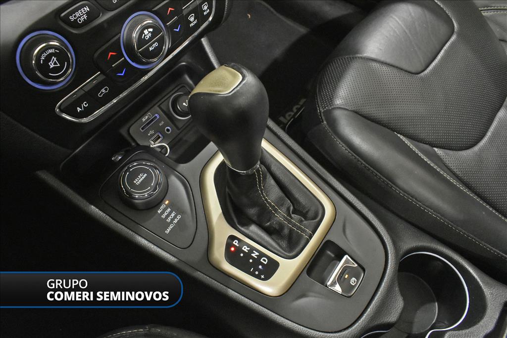 CHEROKEE 3.2 LIMITED 4X4 V6 24V GASOLINA 4P AUTOMÁTICO12