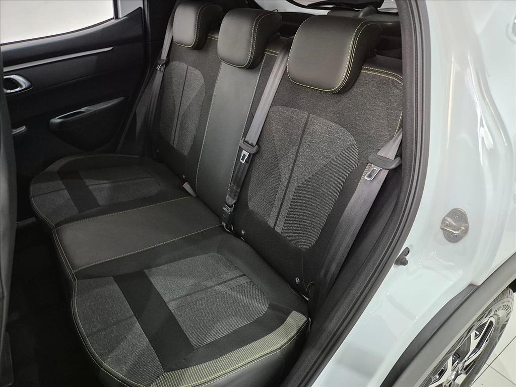 Renault-KWID-1.0 12V SCE FLEX OUTSIDER MANUAL