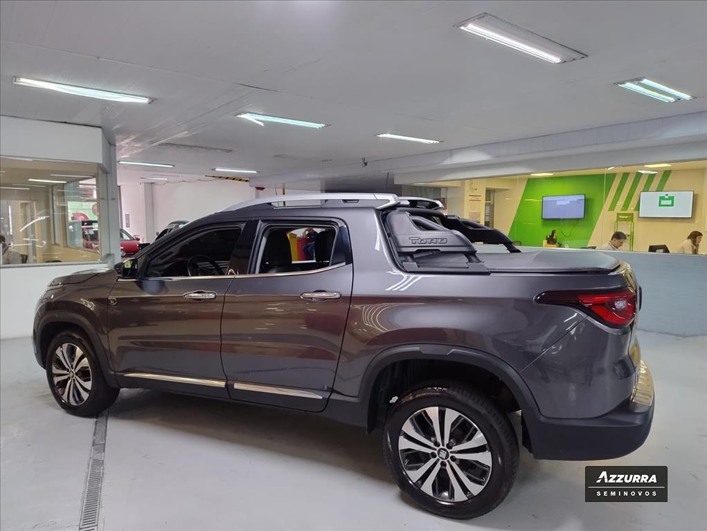 TORO 1.3 TURBO 270 FLEX VOLCANO AT64