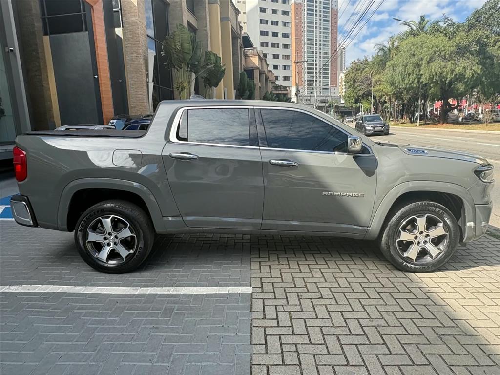RAMPAGE 2.0 TURBO DIESEL LARAMIE 4X4 AUTOMÁTICO7