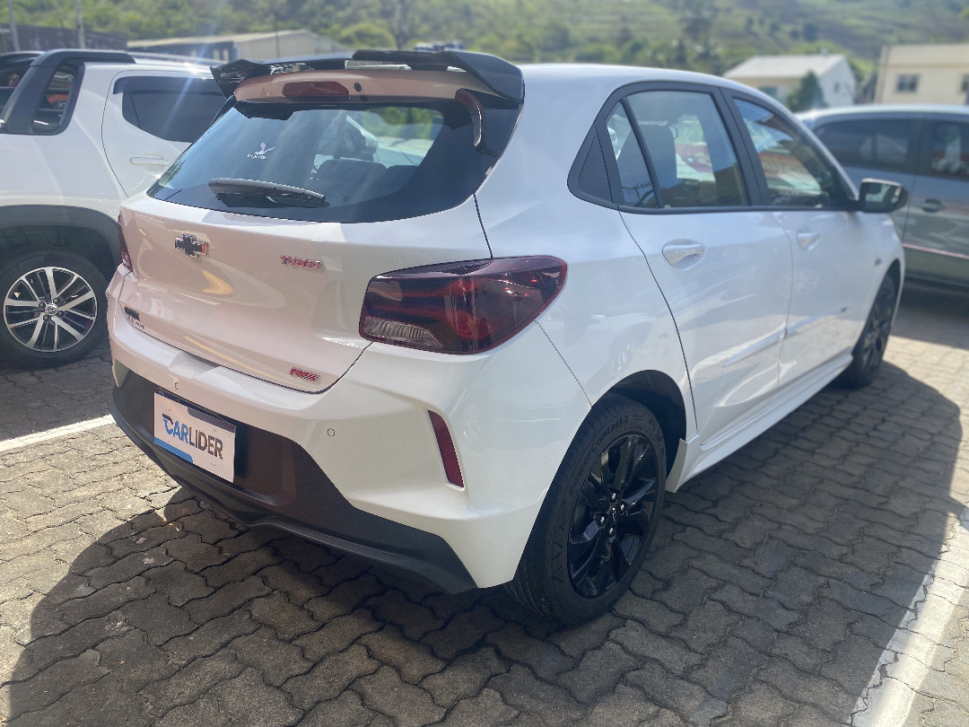 ONIX 1.0 TURBO FLEX RS AUTOMÁTICO4
