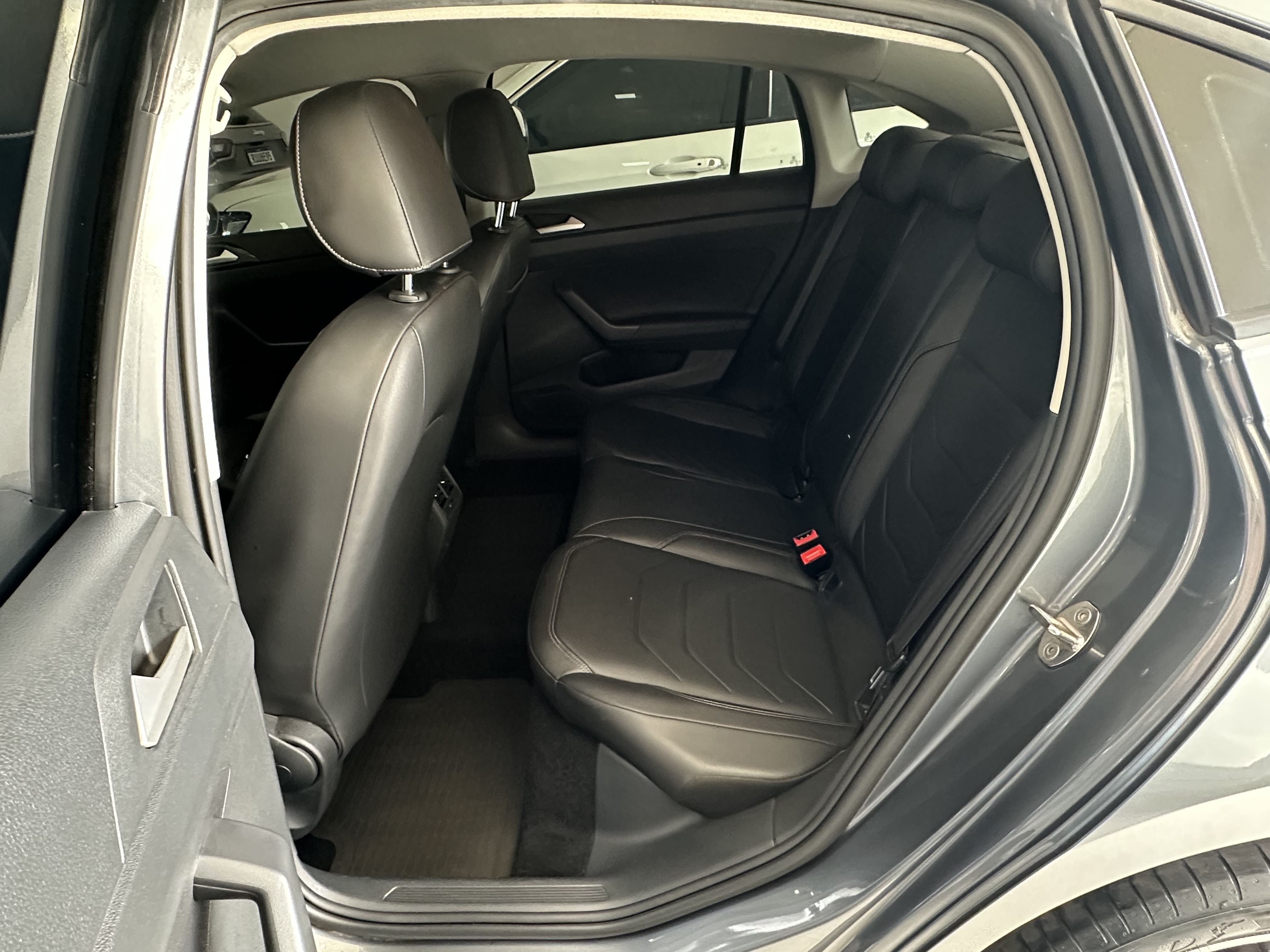 VIRTUS 1.0 200 TSI COMFORTLINE AUTOMÁTICO8