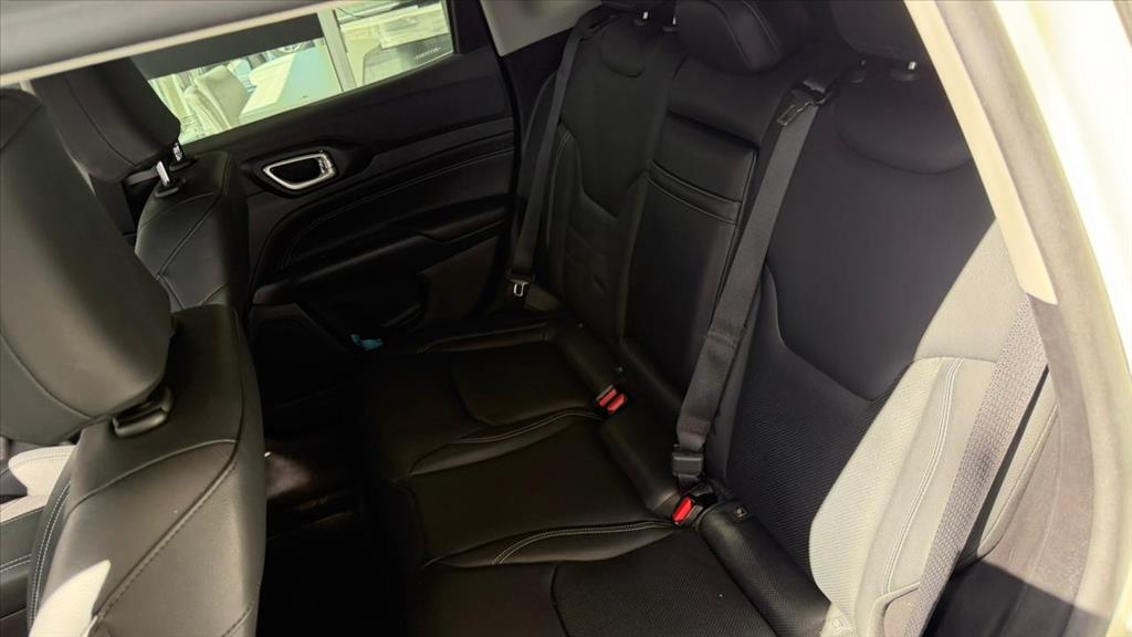 COMPASS 1.3 T270 TURBO FLEX LONGITUDE AT617
