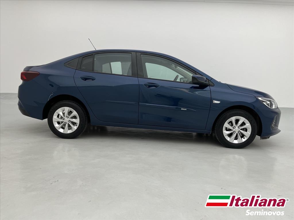 ONIX PLUS 1.0 TURBO FLEX LT AUTOMÁTICO5