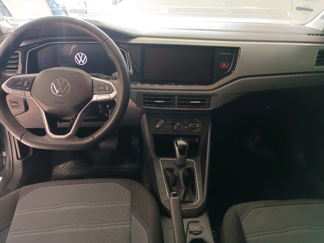 NIVUS 1.0 200 TSI TOTAL FLEX COMFORTLINE AUTOMÁTICO9