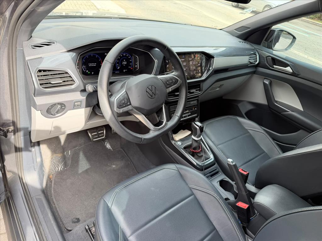 T-CROSS 1.4 250 TSI TOTAL FLEX HIGHLINE AUTOMÁTICO11