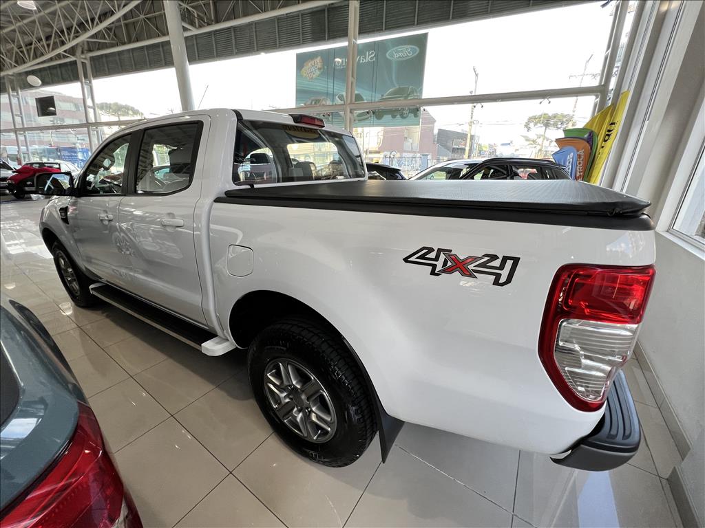 RANGER 2.2 XLS 4X4 CD 16V DIESEL 4P MANUAL RANGER 2.2 XLS 4X4 CD 16V DIESEL 4P MANUAL