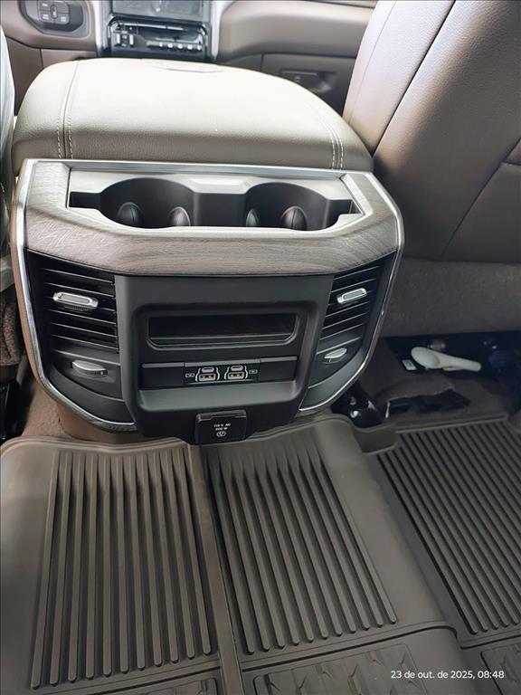 2500 6.7 I6 TURBO DIESEL LARAMIE CD 4X4 AUTOMÁTICO16