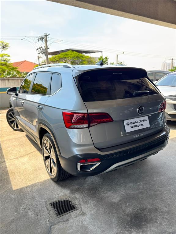 TAOS 1.4 250 TSI TOTAL FLEX HIGHLINE AUTOMÁTICO3