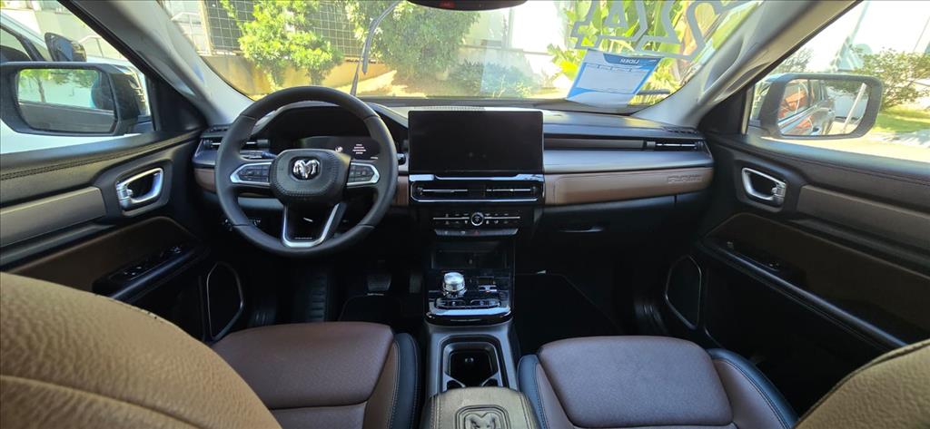 RAMPAGE 2.0 TURBO DIESEL LARAMIE 4X4 AUTOMÁTICO6