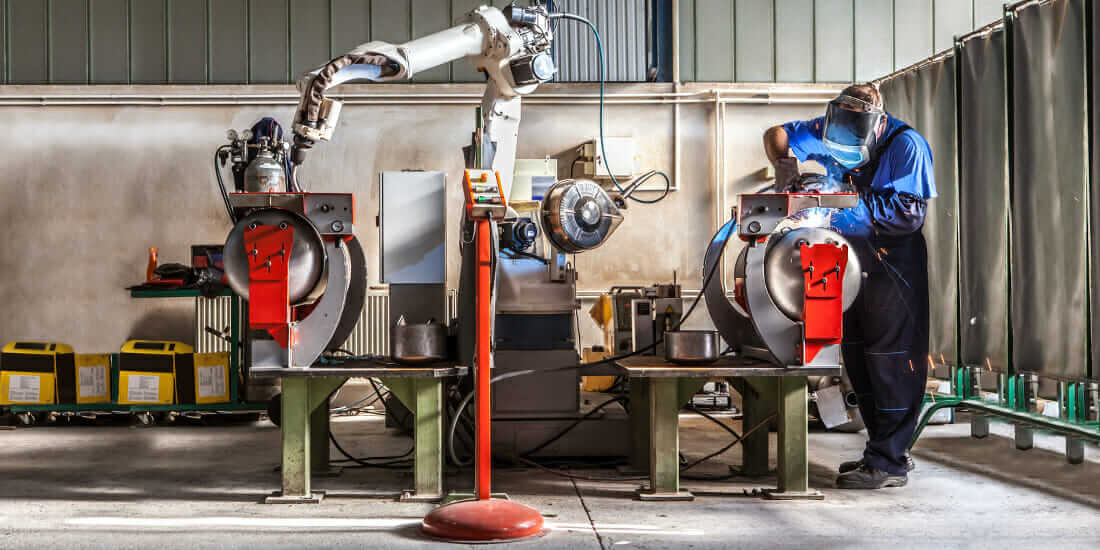 The typical factory often lacks the functionality to synchronize advanced machines, fully exploit machine data, and control factory assets—but that’s about to change.