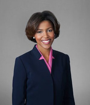 Evie Hightower, Secretary