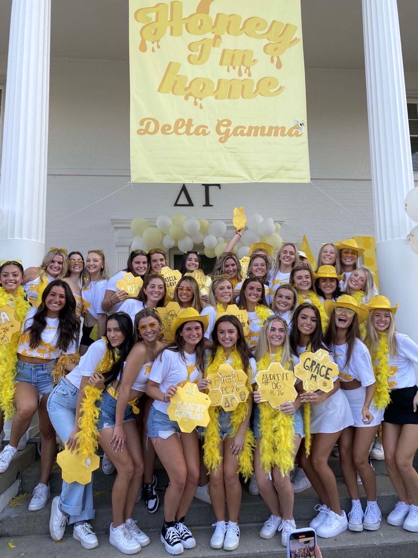 Home Delta Gamma at University of Illinois