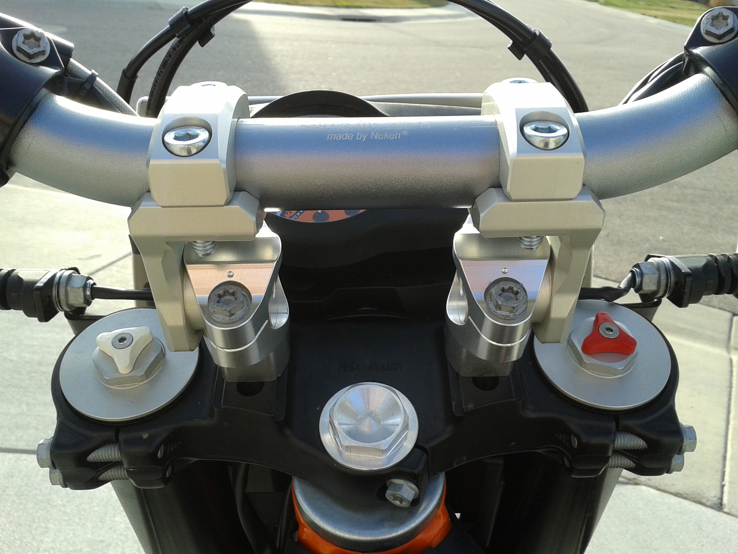 ktm 690 passenger pegs