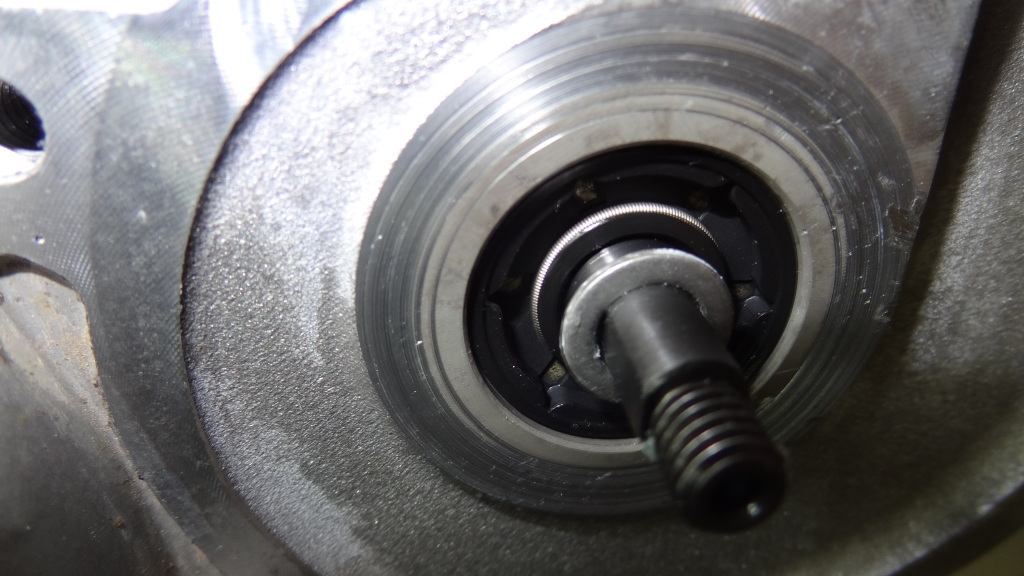 0811 KTM 450530 Water Pump Seal Replacement HowTo Adventure Rider