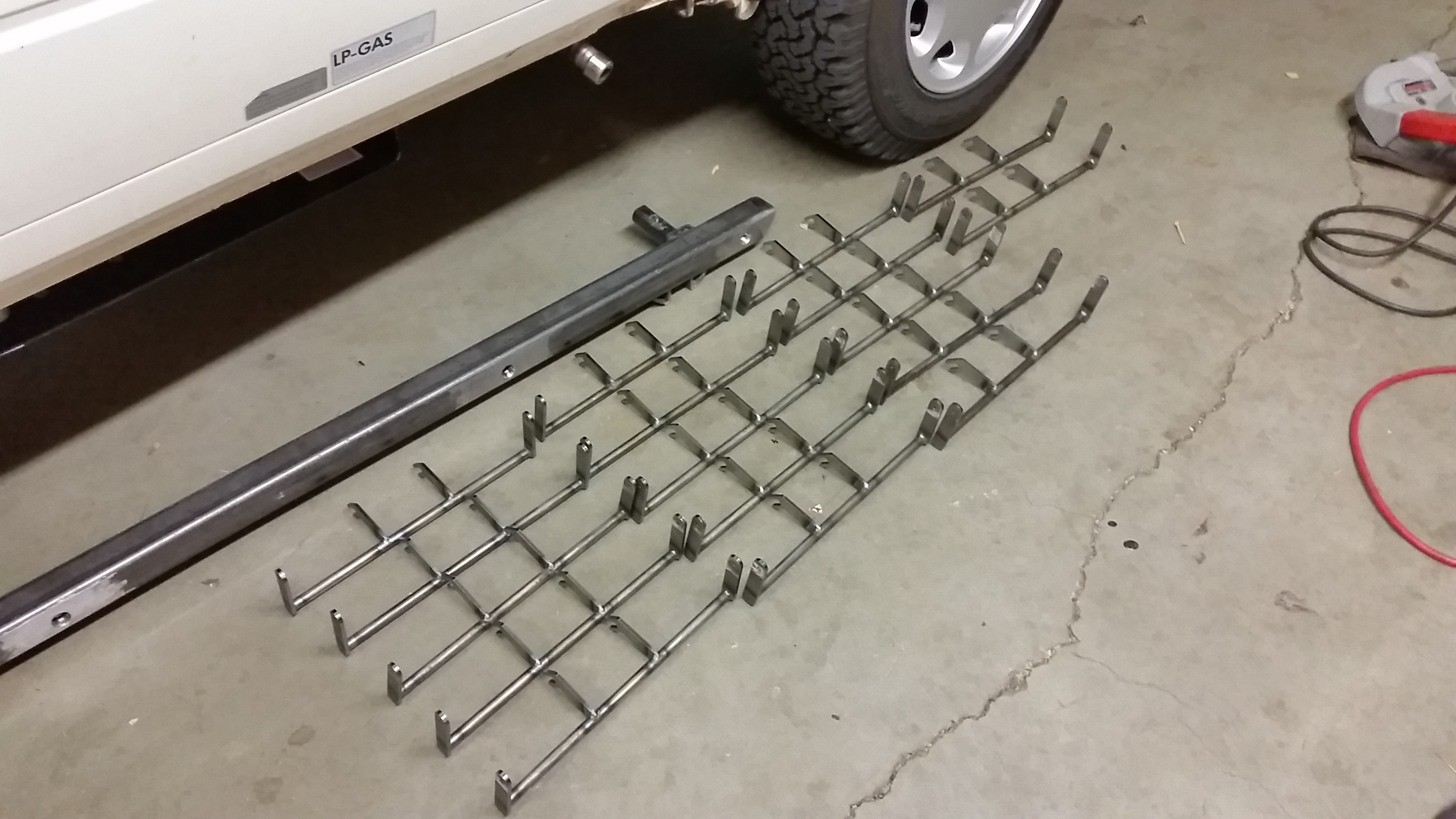 The "Tanker Brace"...XR650R/Acerbis Sahara Tank Brace and Radiator