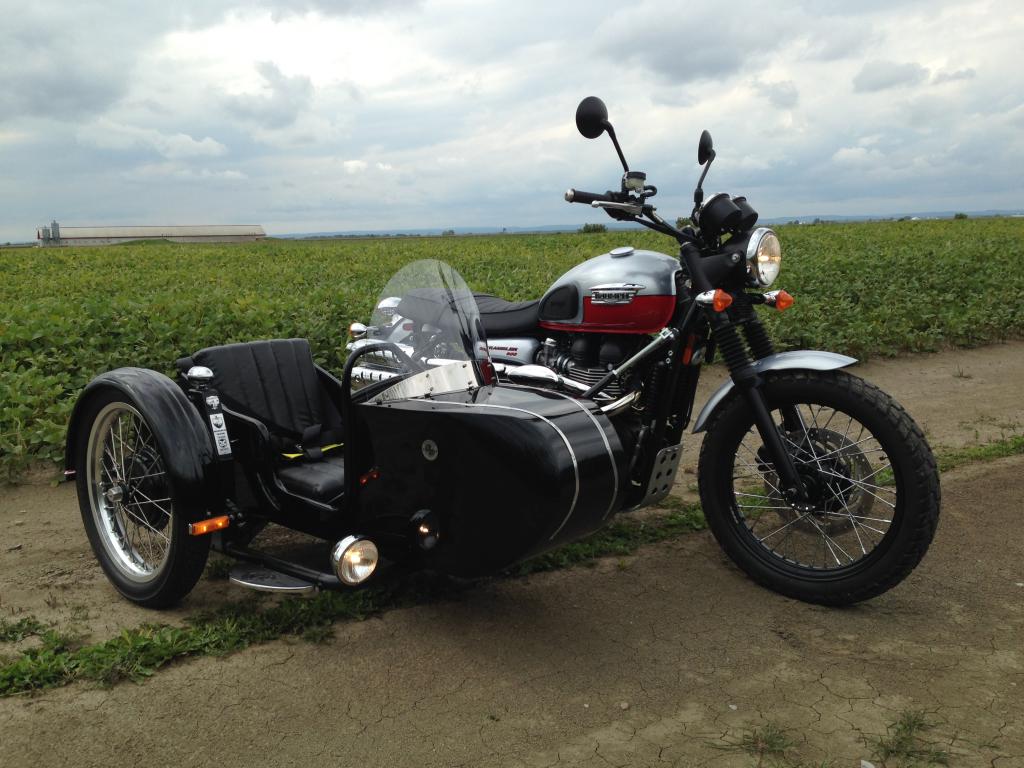 triumph scrambler sidecar