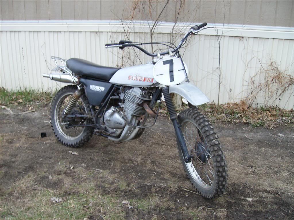 suzuki 370 dirt bike