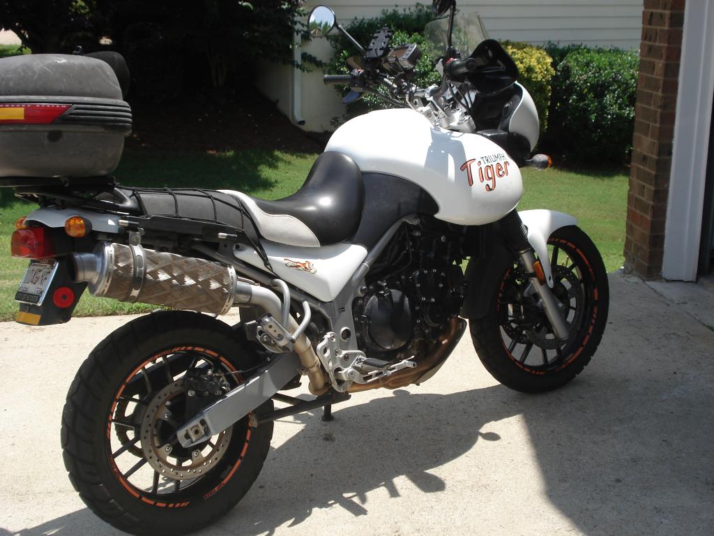 triumph tiger 955i exhaust