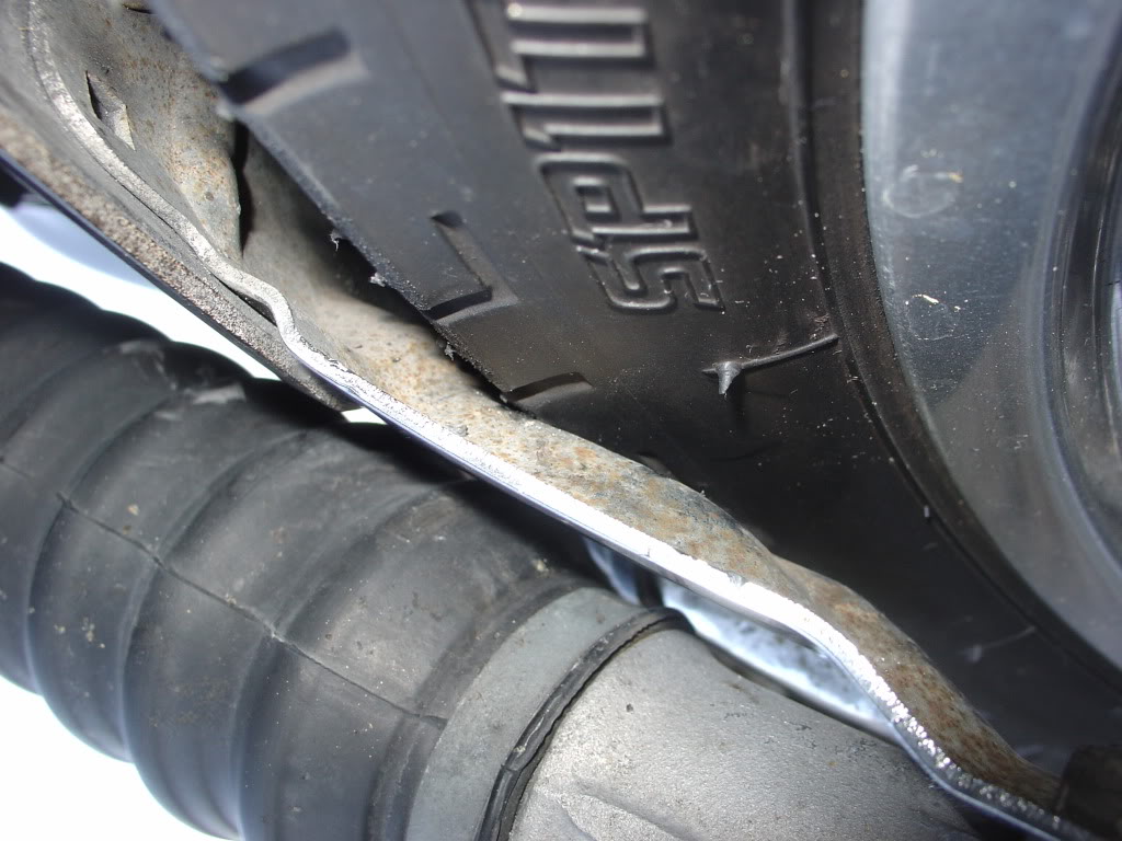 Front tire rubbing on fender support, 74 r90/6 Adventure Rider