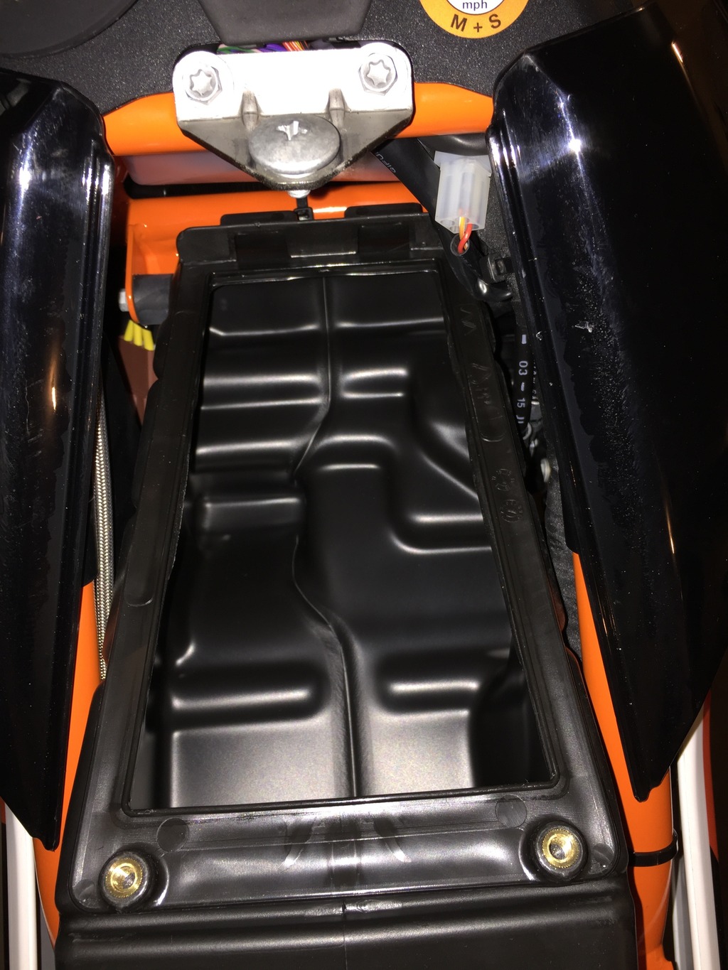 ktm 690 enduro airbox mod