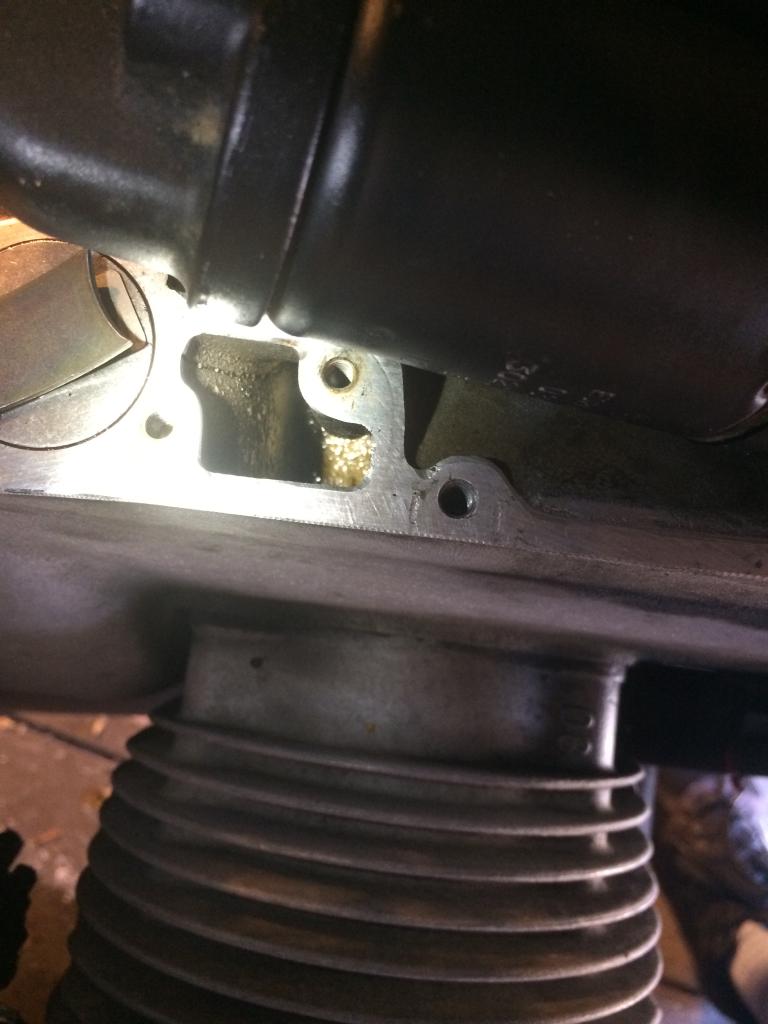 Exhaust coming out of valve cover Adventure Rider
