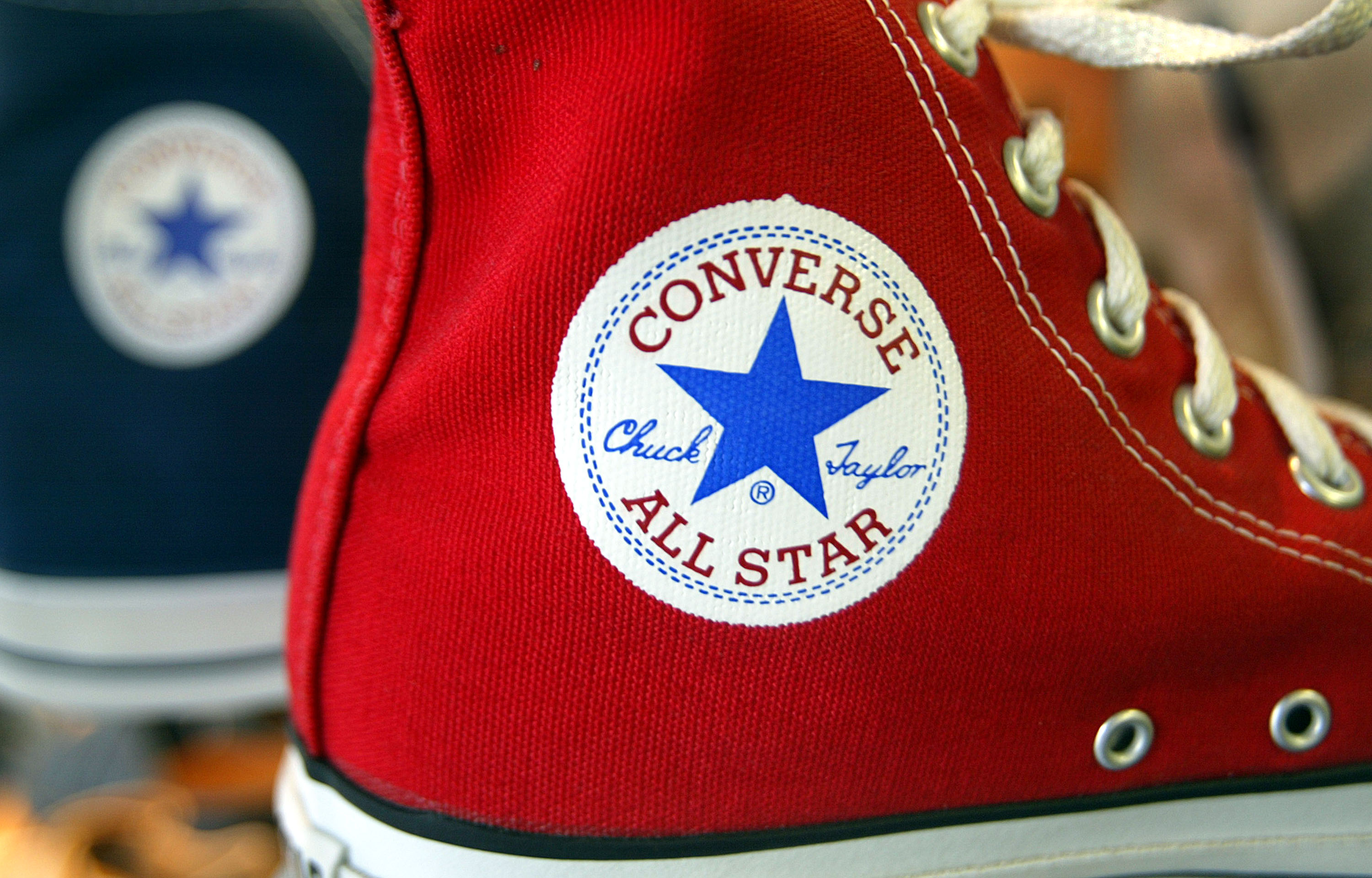 converse-sneaker-CONTENT