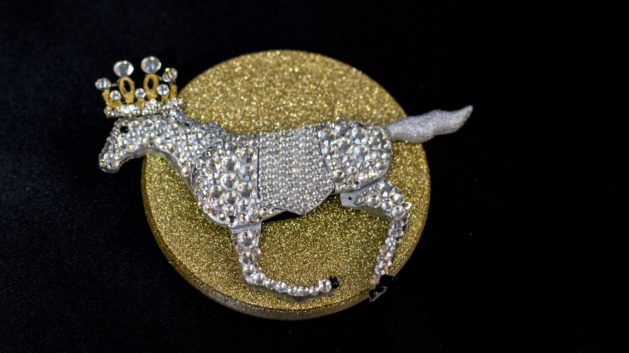 NBCSportsWeirTwitterBrooch
