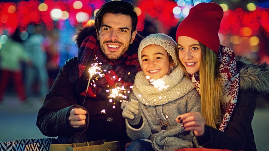 FamilyHolidayShopping