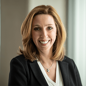 Photo of Lauren Hobart