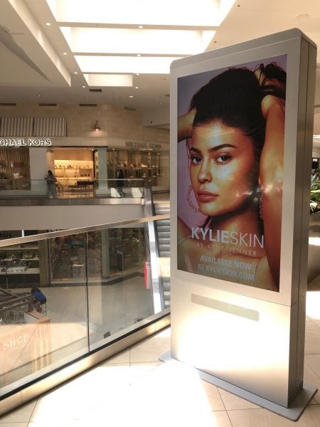 Kylie Skin advertised on a DOOH screen in Dunwoody, Ga.