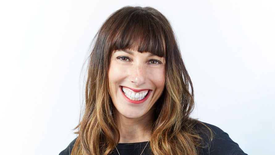stephanie-prager-twitter-ad-CONTENT-2019 Headshot of Stephanie Prager