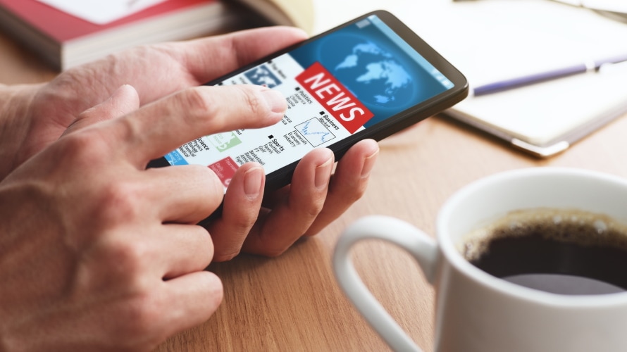 NewsSmartphoneCoffee