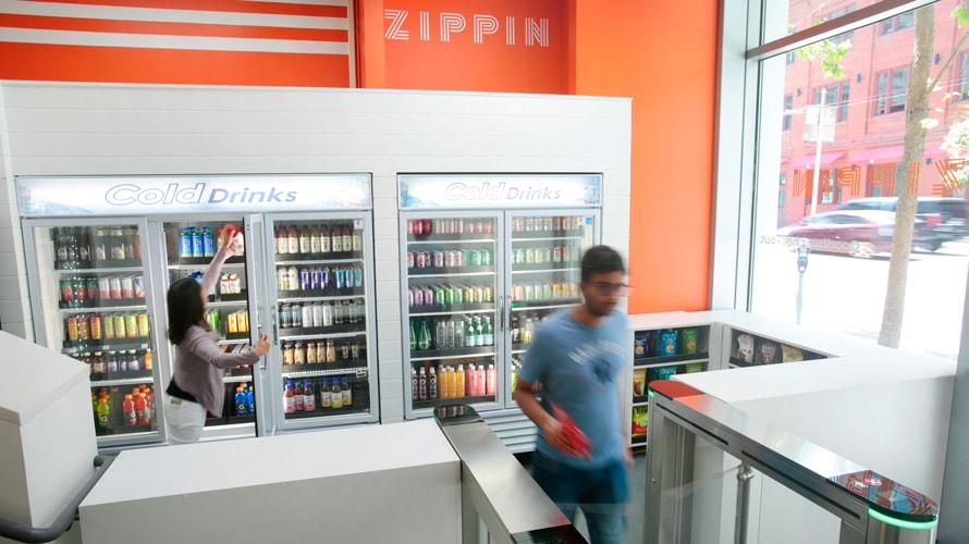 cashierless-zippin-kraft-heinz-CONTENT-2019 People shopping and checking out at cashierless store Zippin
