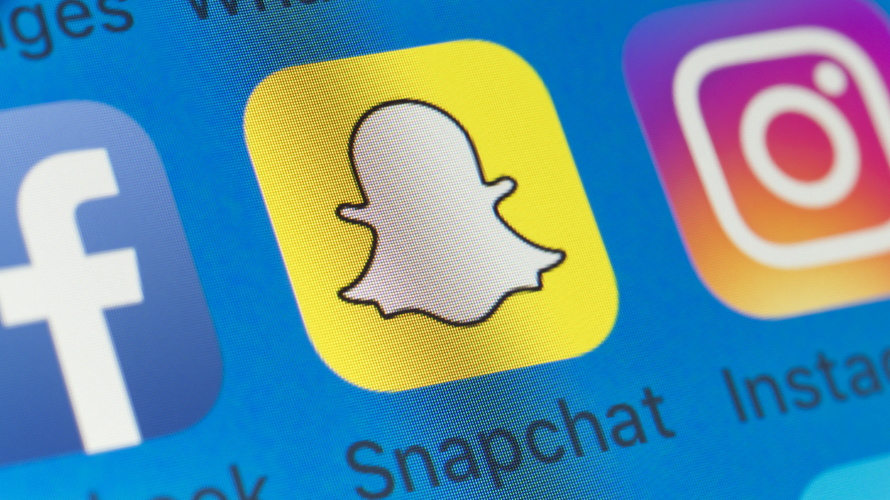 SnapchatInstagramIconsOniPhone