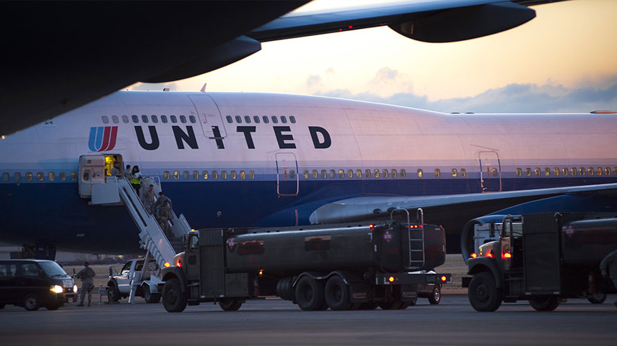 united-earnings-CONTENT-2020 Photo of United plane