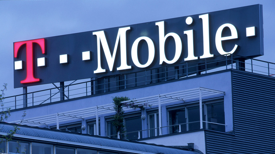 t-mobile-media-review-CONTENT-2020 T-Mobile sign