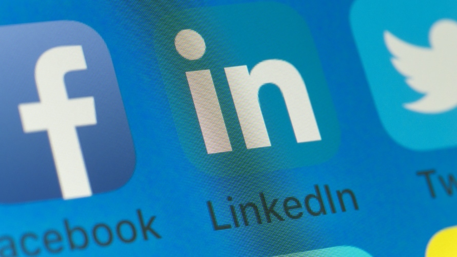 LinkedInIconiPhoneBlue6